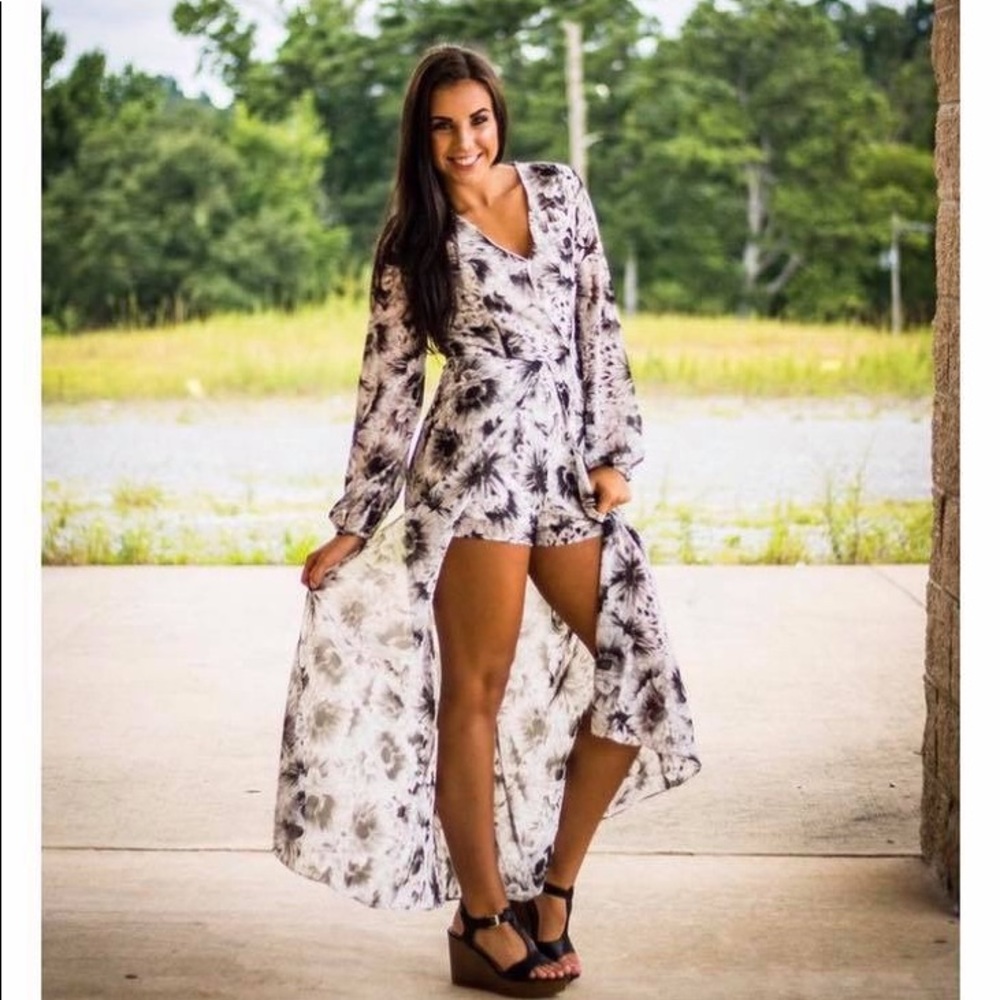 Long sleeve long charcoal and white romper